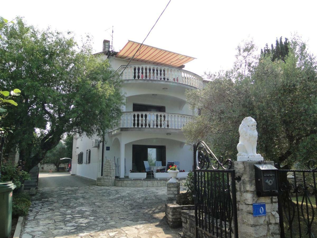 Apartments Villa Maran Умаг Екстер'єр фото