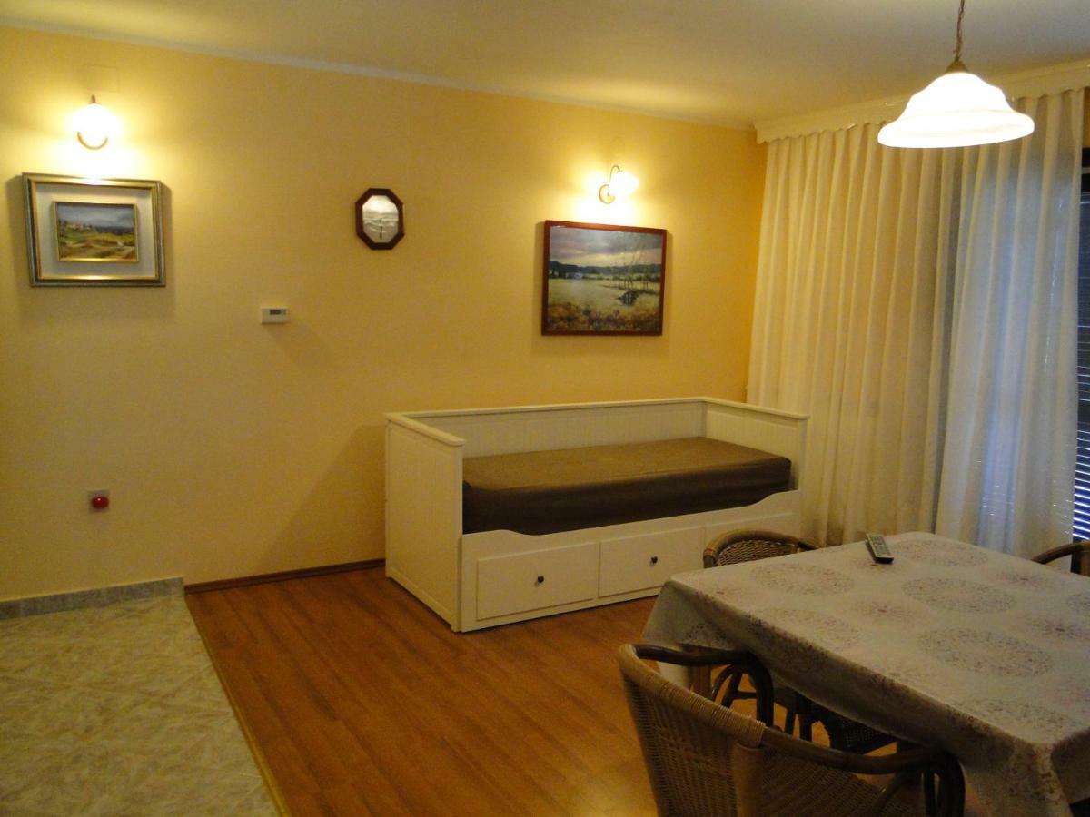 Apartments Villa Maran Умаг Екстер'єр фото